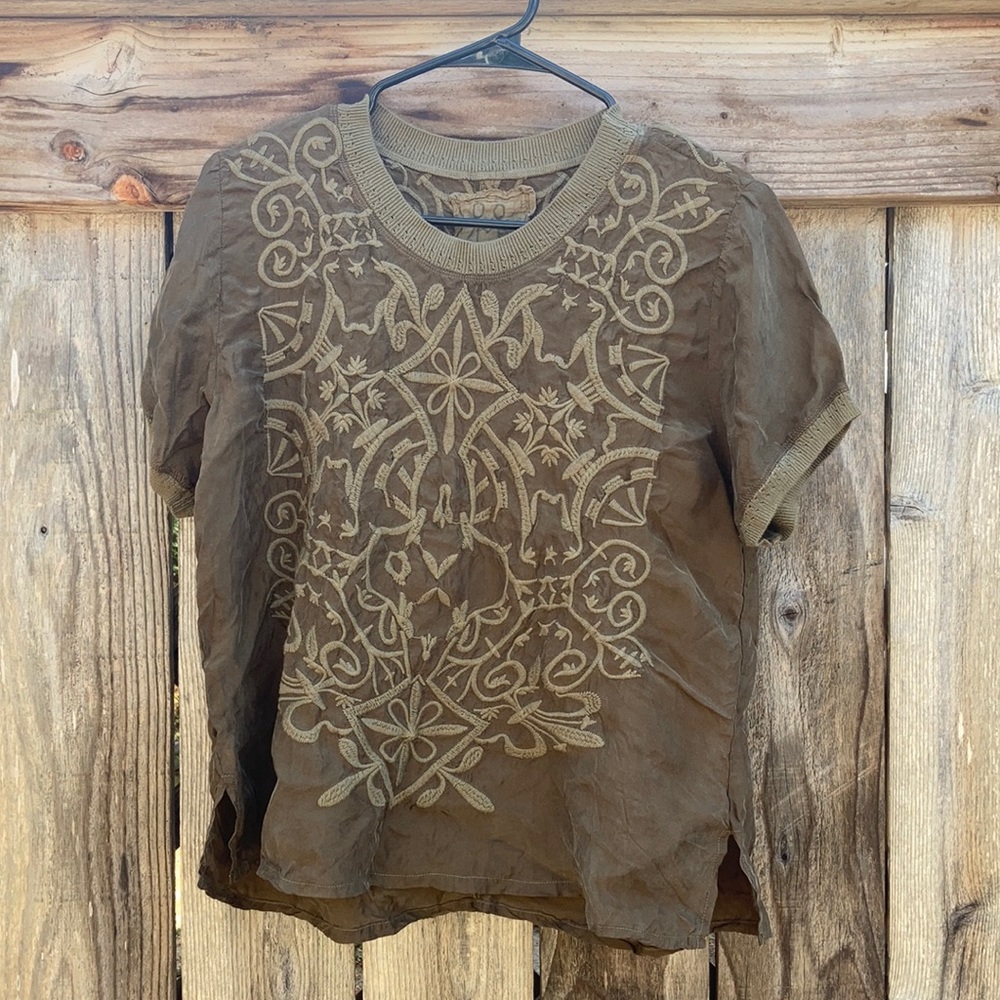 Johnny Was embroidered blouse